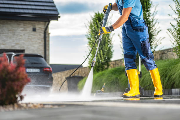 Best Pool Deck Cleaning  in Muhlenberg Rk, PA